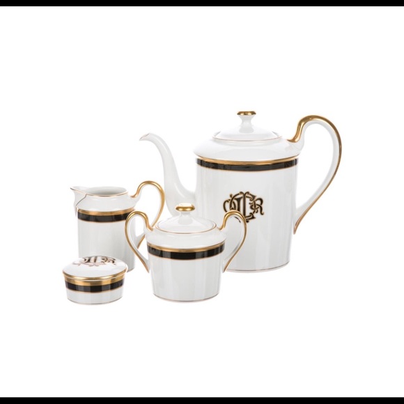 CHRISTIAN DIOR MONOGRAM 52 pieces dinnerware set. - Picture 3 of 8